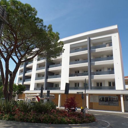 Condominio Giardino Bibione Exteriör bild