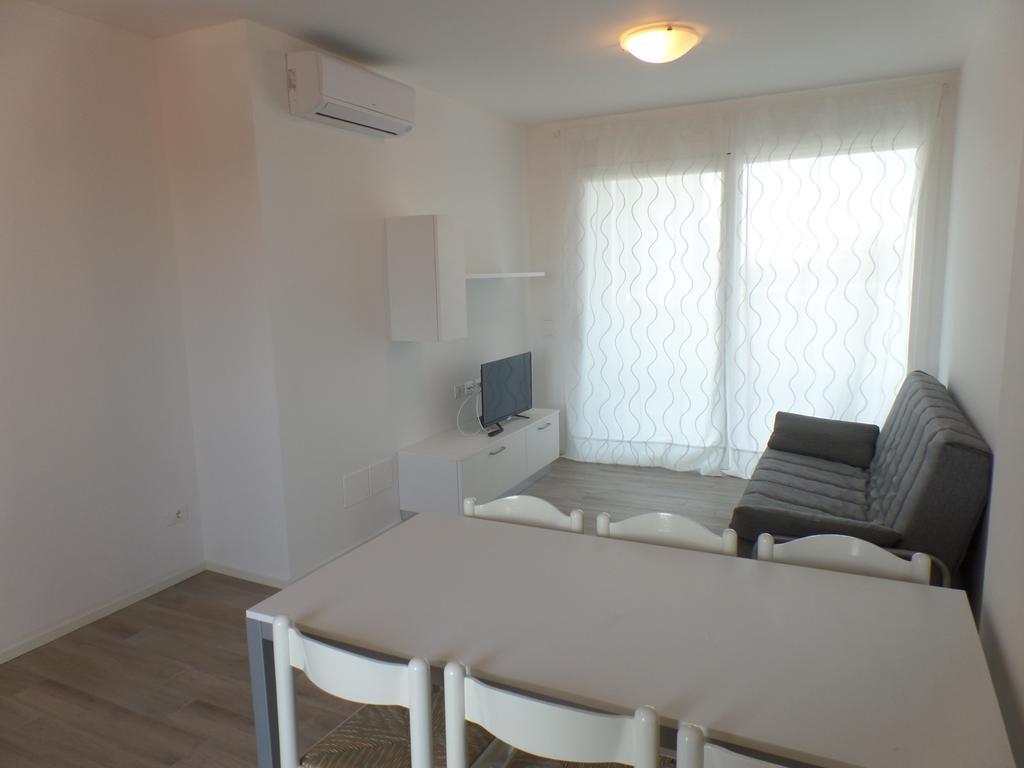 Condominio Giardino Bibione Exteriör bild